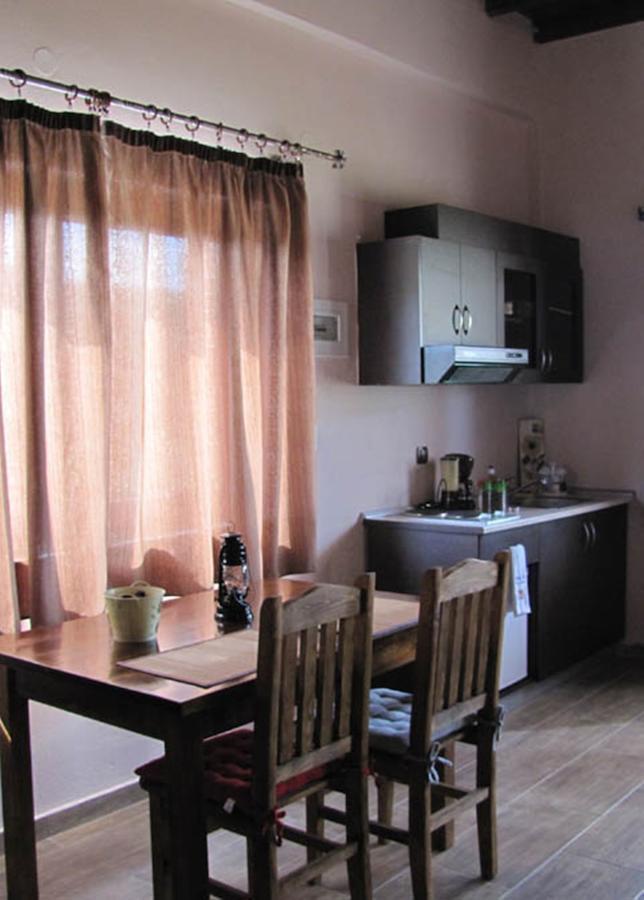 ケルキニ Ihnilatis Bed & Breakfast 部屋 写真