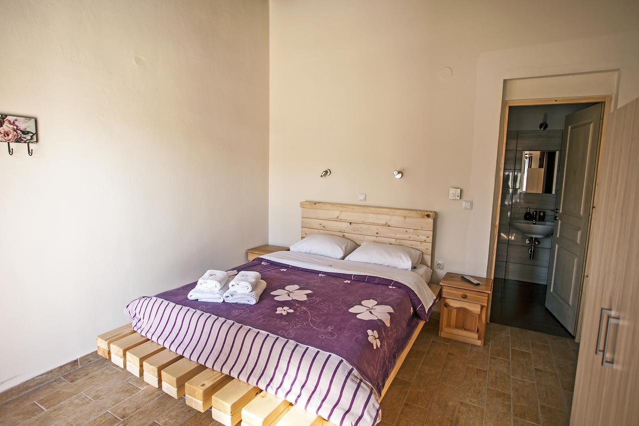 ケルキニ Ihnilatis Bed & Breakfast エクステリア 写真
